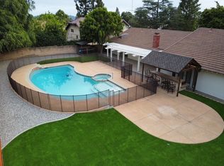 860 Glendora Mountain Rd, Glendora, CA 91741