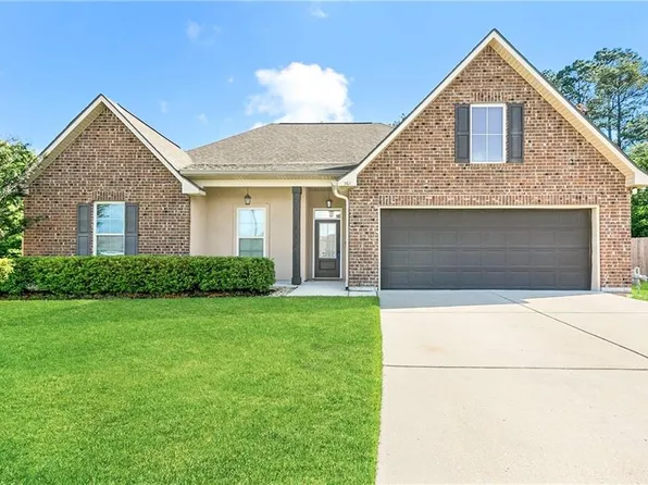 365 Bristle Pine Dr, Ponchatoula, LA 70454