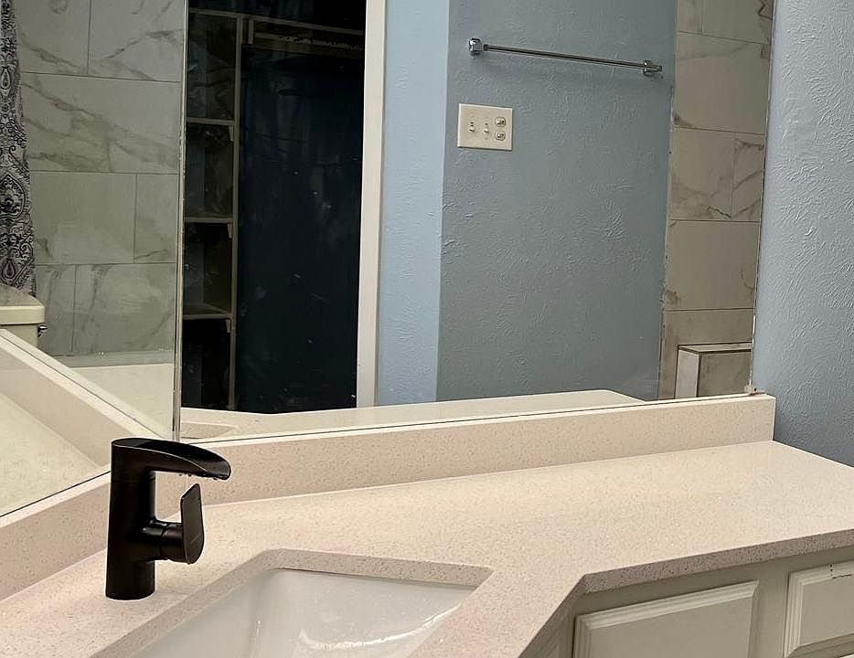 1st image of 3120 Devonshire Dr APT 229G