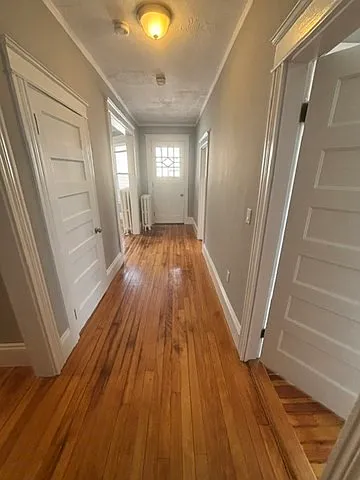 3 bed, 1.0 bath, 900 sqft, $3,000 — Photo 3