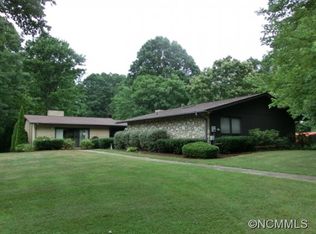 26 Butterfly Dr, Leicester, NC 28748