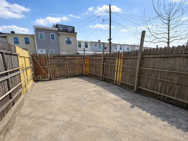 1163 Cleveland St — Photo 8