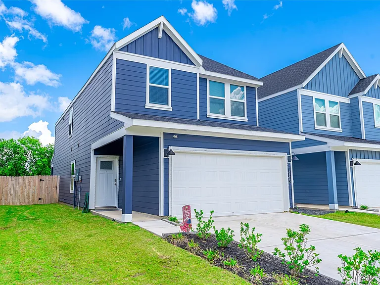 10213 Berkeley Springs Trl — Photo 2