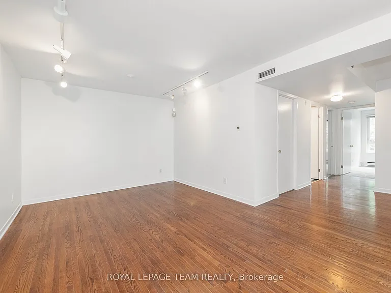 939 N River Rd #105 — Photo 12