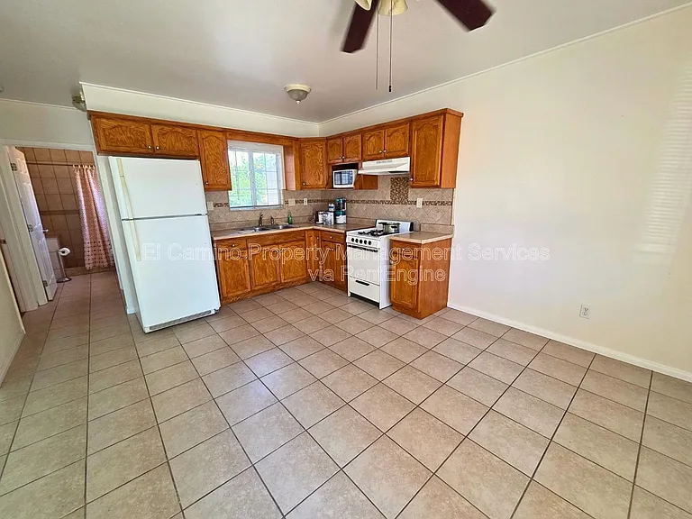8446 California Ave #B — Photo 7