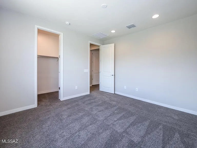 11846 N Silver Village Pl — Photo 43
