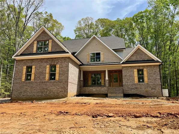 814 Montrachet Ct, Lewisville, NC 27023