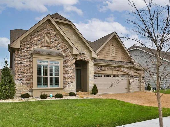 934 Grand Reserve Ct, Chesterfield, MO 63017