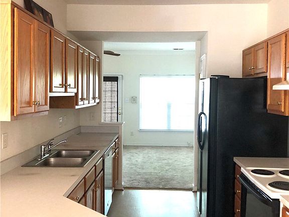 2nd image of 8602 Springwater Dr #8602