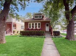 1401 Grey Ave, Evanston, IL 60201