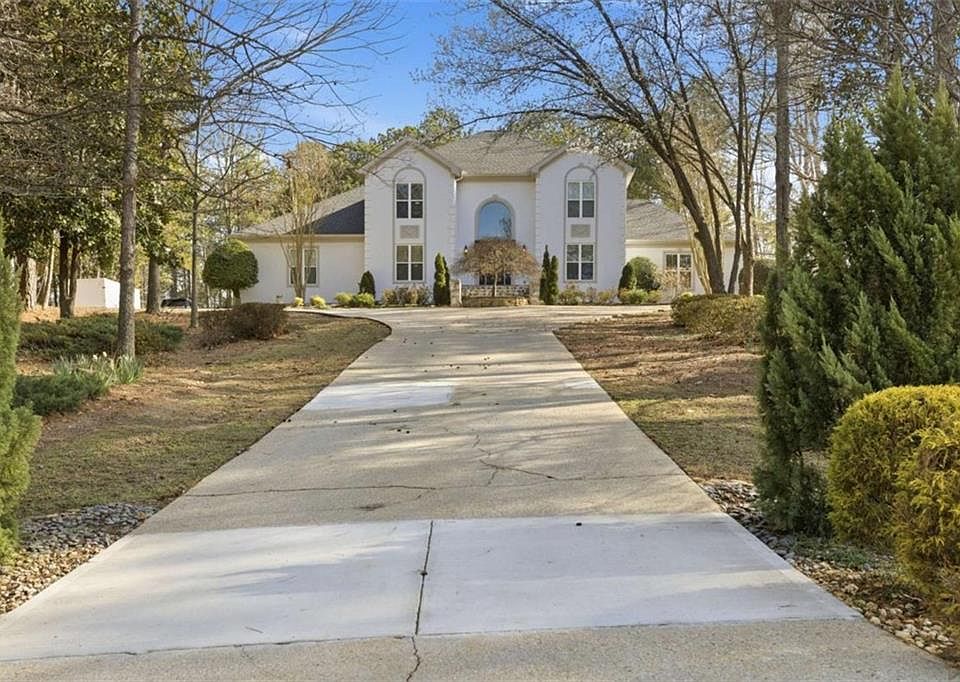 1st image of 3392 Lost Valley Dr