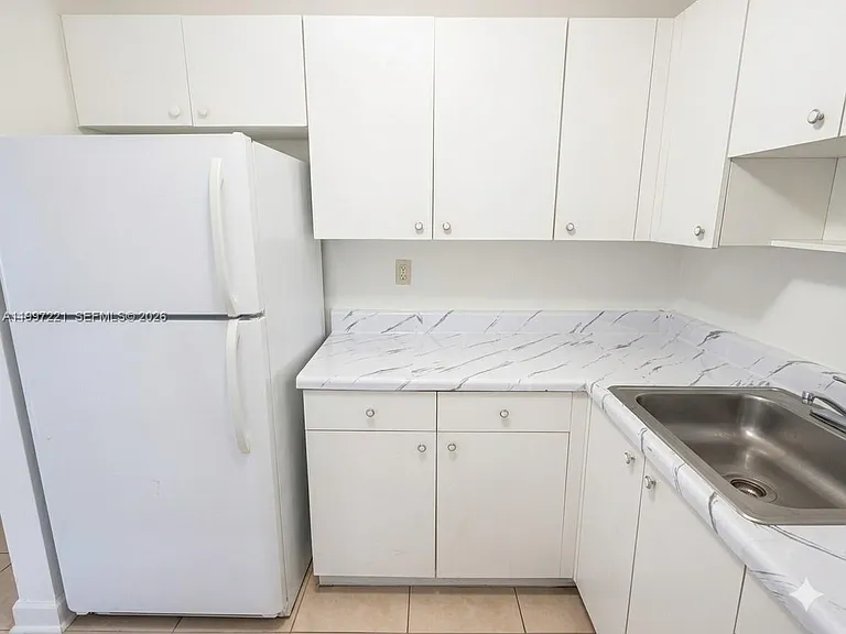 1755 W 60th St #D212 — Photo 10