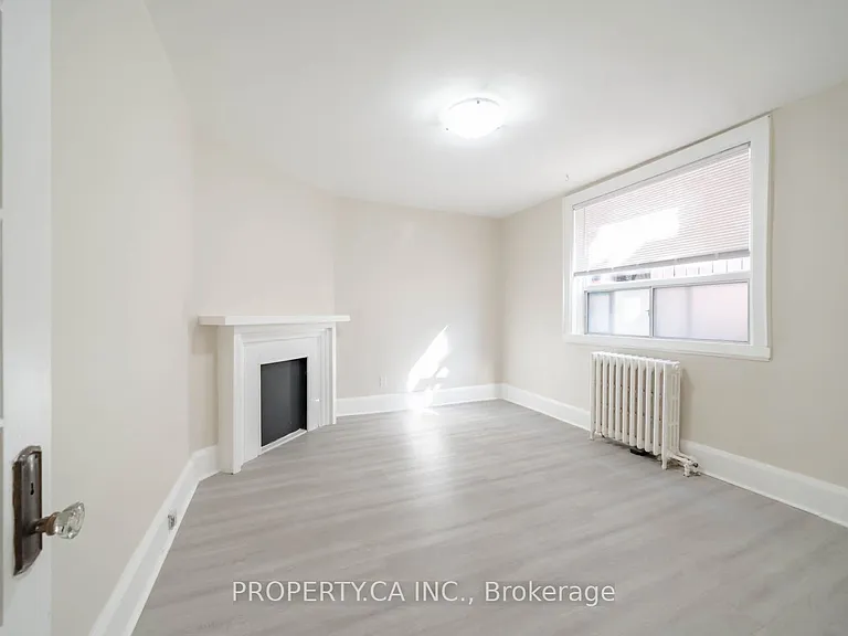 781 Saint Clair Ave W #3 — Photo 3