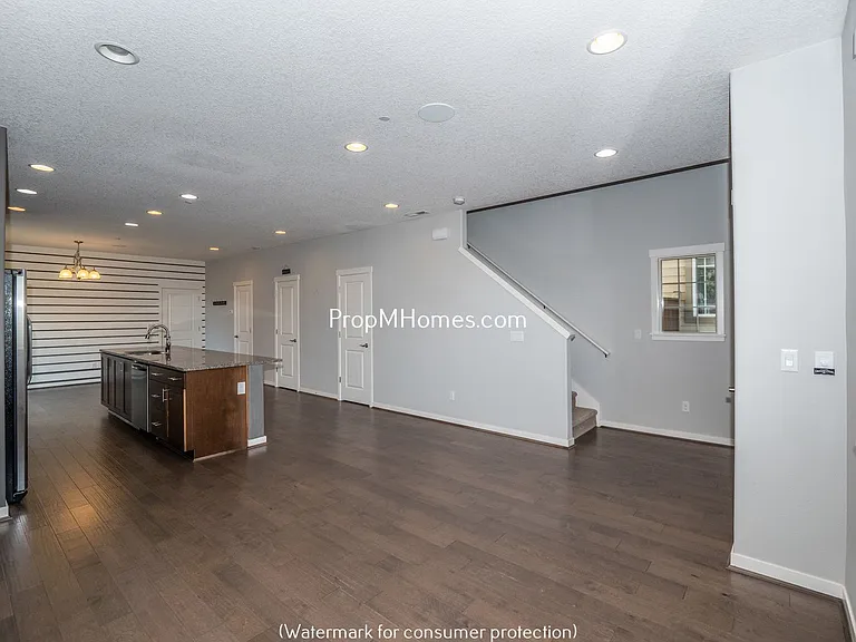 28656 SW Villebois Dr N — Photo 3