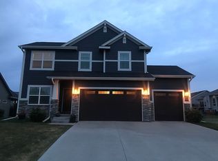 803 E Trail Ridge Pl, Indianola, IA 50125