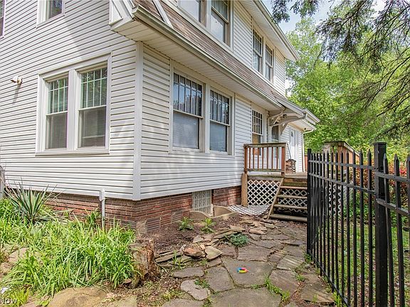 2nd image of 1580 Preston Ave