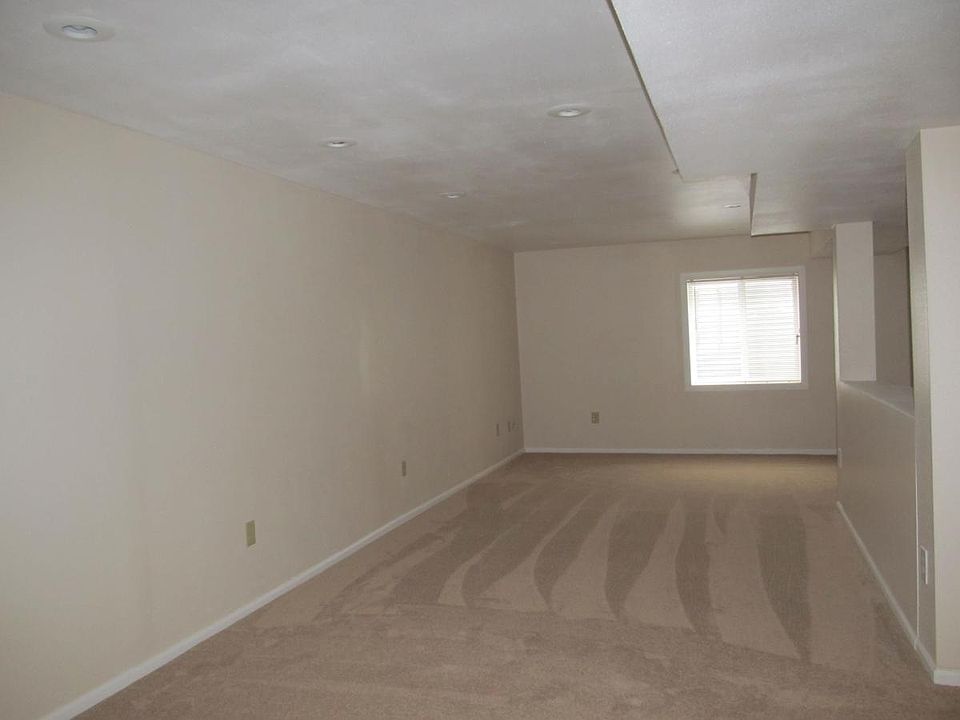2nd image of 5905 Kennedy Dr