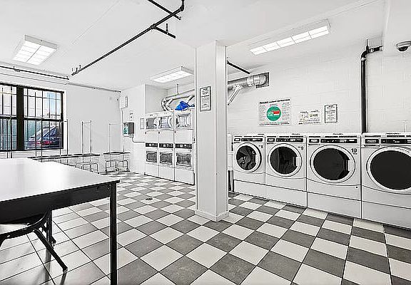 5th image of 129 Boerum Pl APT 6E