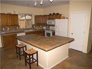 Kitchen with Tile