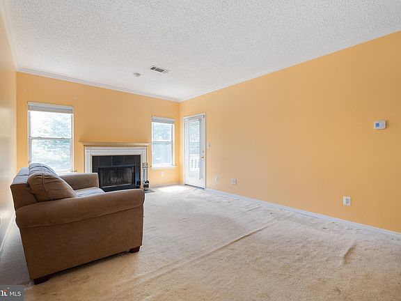 5th image of 4408 Helmsford Ln APT 205