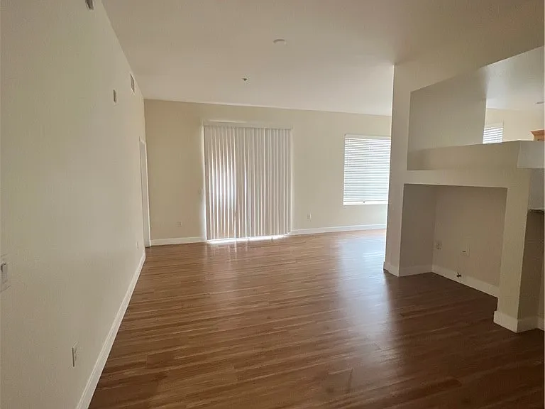 19 E Agate Ave #303 — Photo 12