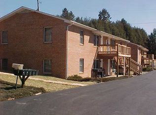 443 Louise Ave, Marion, VA 24354