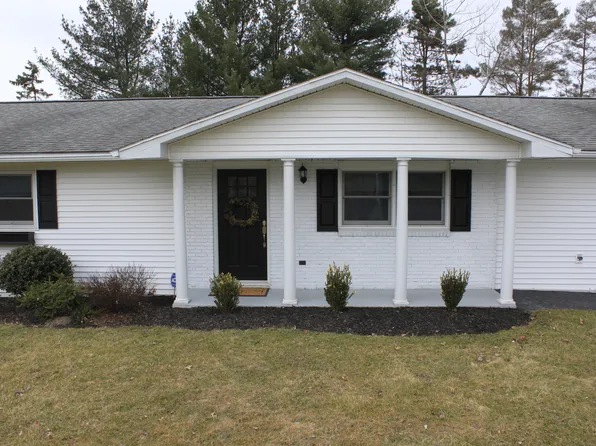 1001 Longview Ter #L-7, Waverly Township, PA 18411