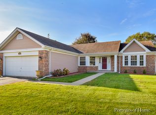 58 White Fence Trl, Streamwood, IL 60107