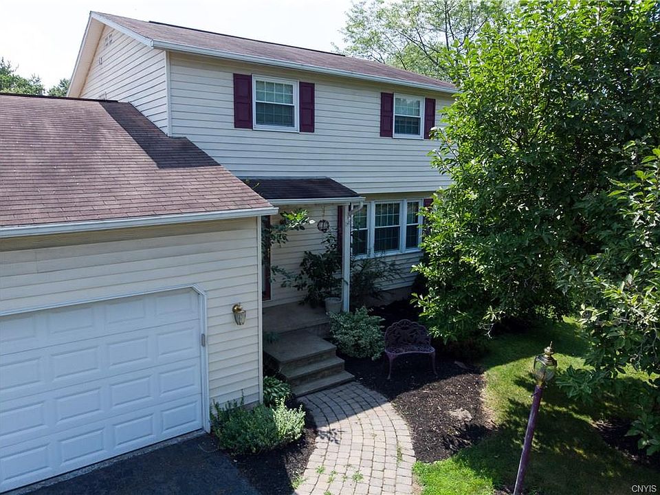 1st image of 109 Weaverdale Ln