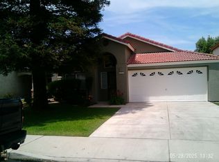 8304 Black Knot Ct, Bakersfield, CA 93311