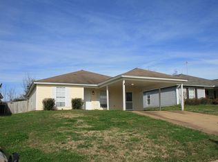 125 Tomlinson Dr, Starkville, MS 39759