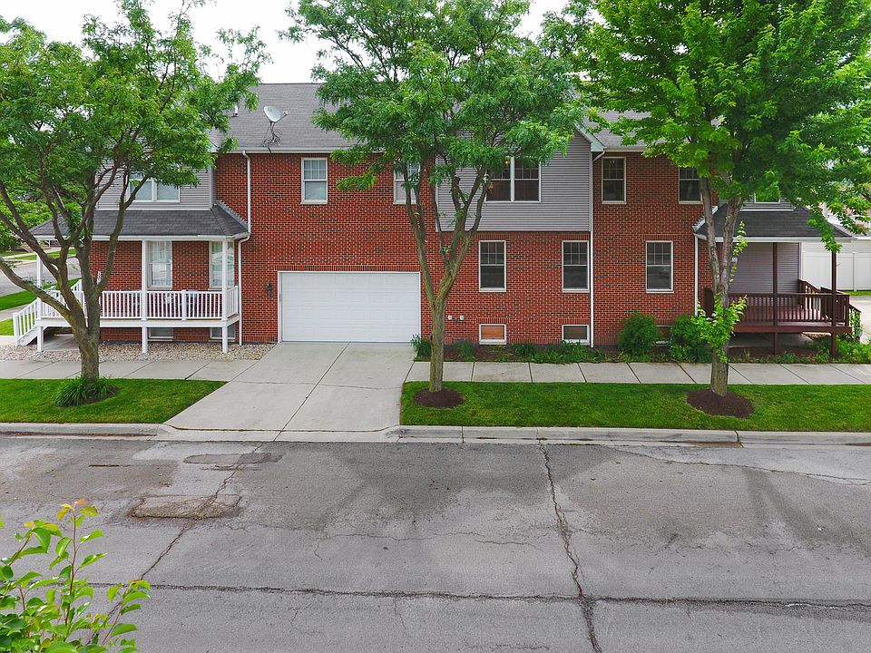 1st image of 835 W 37th St #B