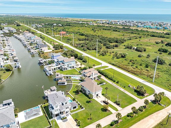 5th image of 3635 Cove Ln