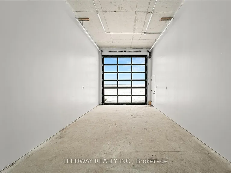 24410 Thorah Park Blvd — Photo 44