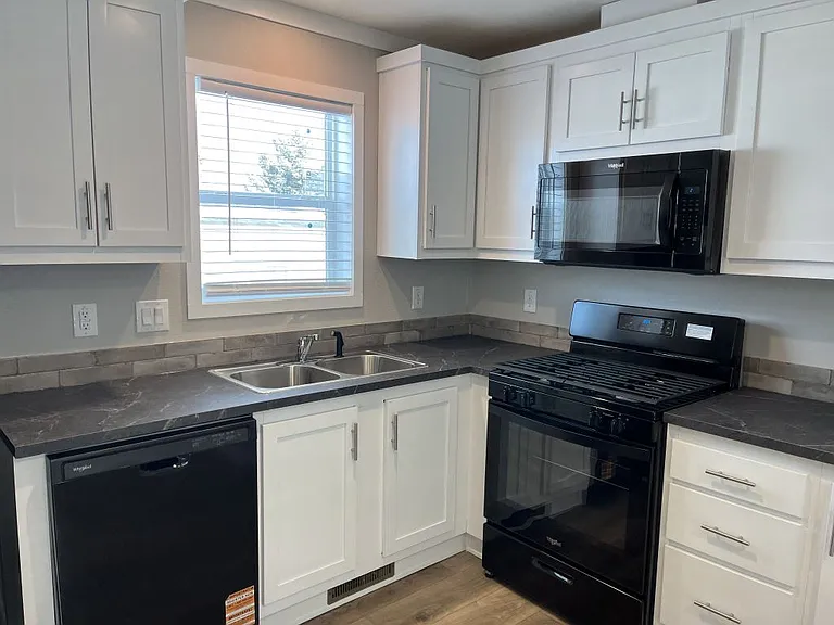 1801 W 92nd Ave #10 — Photo 6