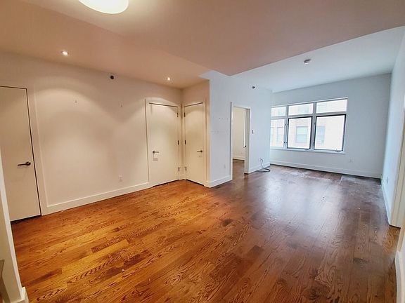 3rd image of 68 Livingston St #7F
