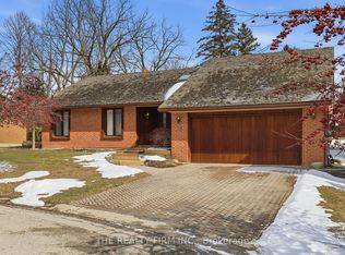 23 Stirrup Ct, London, ON N6G 3T8