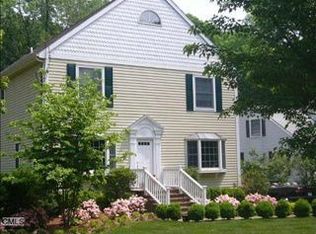 24 Fitch Ave, Darien, CT 06820