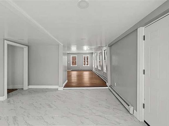 5th image of 49 Laurel St