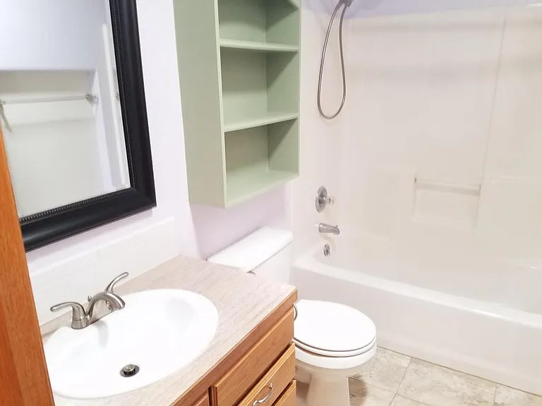 214 E Iowa Ave — Photo 10
