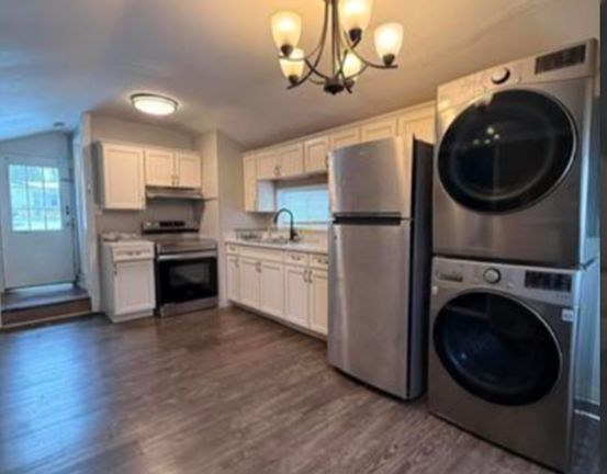 2nd image of 369 Massie Ave