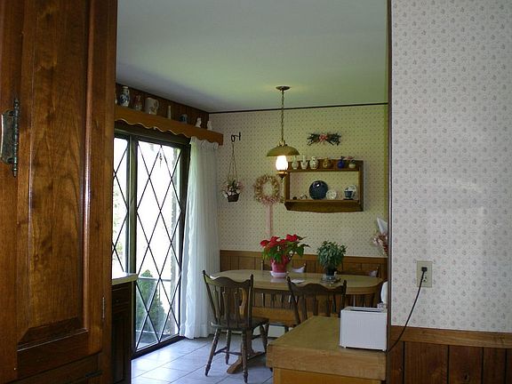 Looking from Din Rm