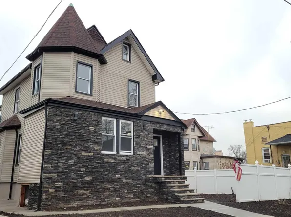 73 Oakwood Ave, Kearny, NJ 07032