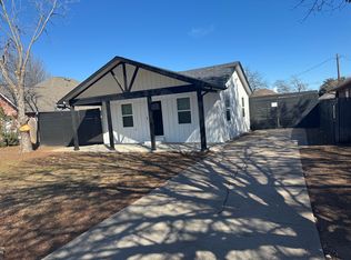 1742 Avenue B, Grand Prairie, TX 75051