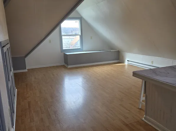 428 New Castle St APT 3, Butler, PA 16001