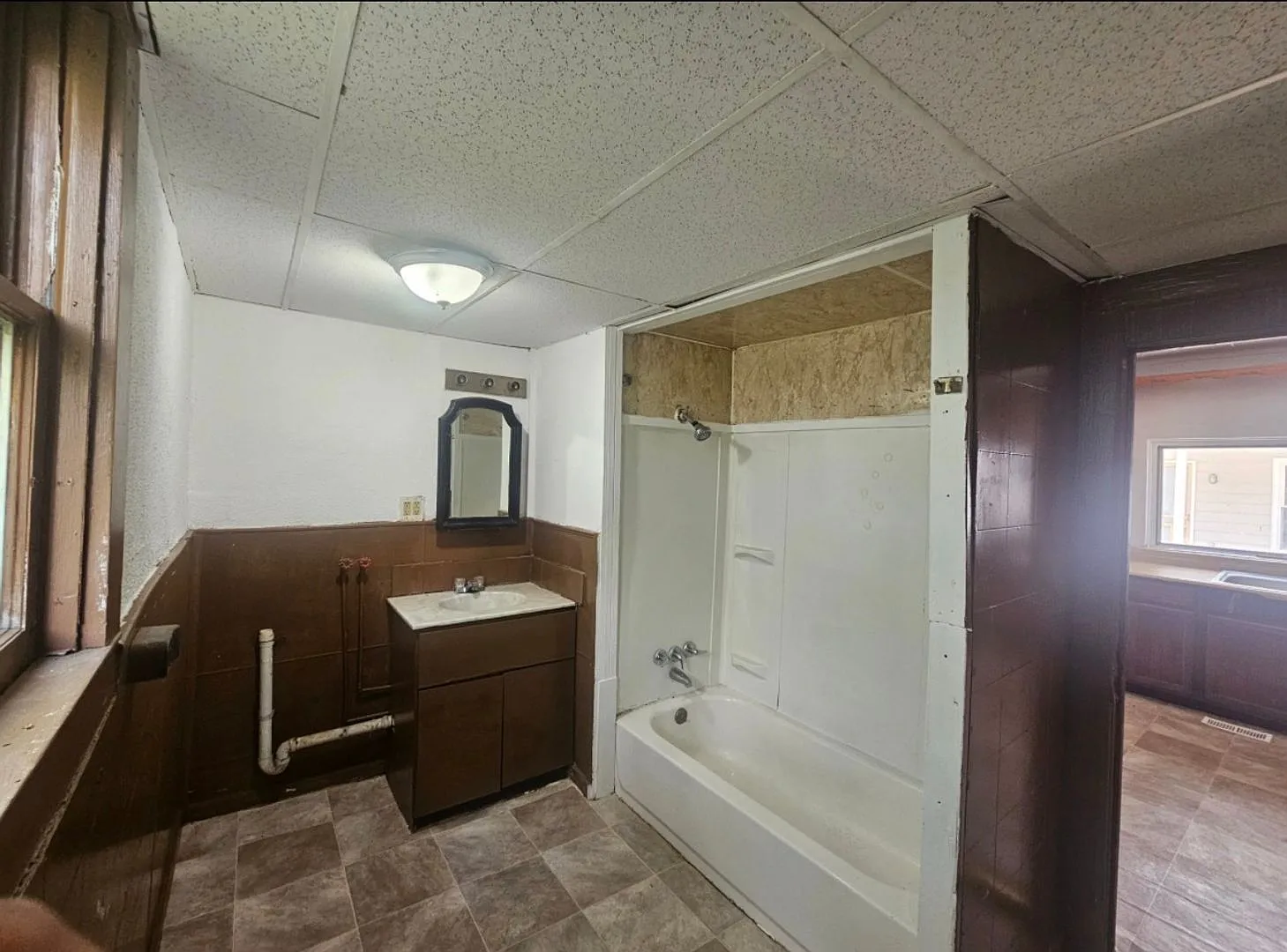 Owner Finance NO Credit Check! 3 Bed Home Move In Fast! — Photo 2