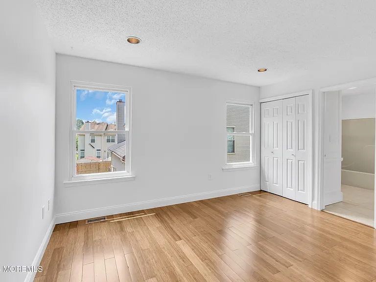 19 Longbrook Ln — Photo 30