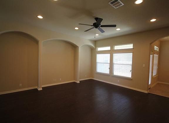 1701 Discovery Boulevard
