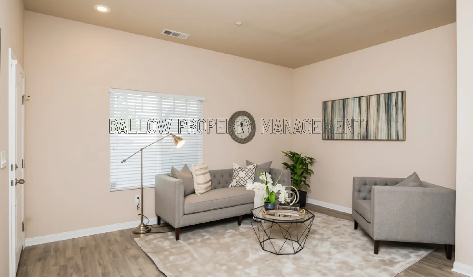 3 bed, 1502 sqft, $3,350 — Photo 1