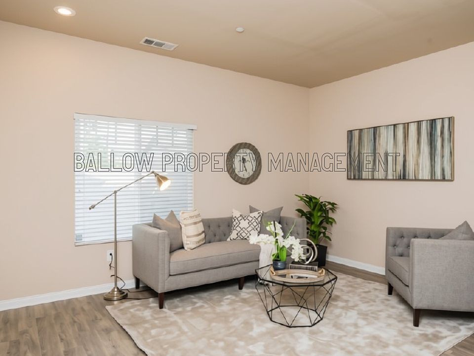 1st image of 1327 Holly Ave
